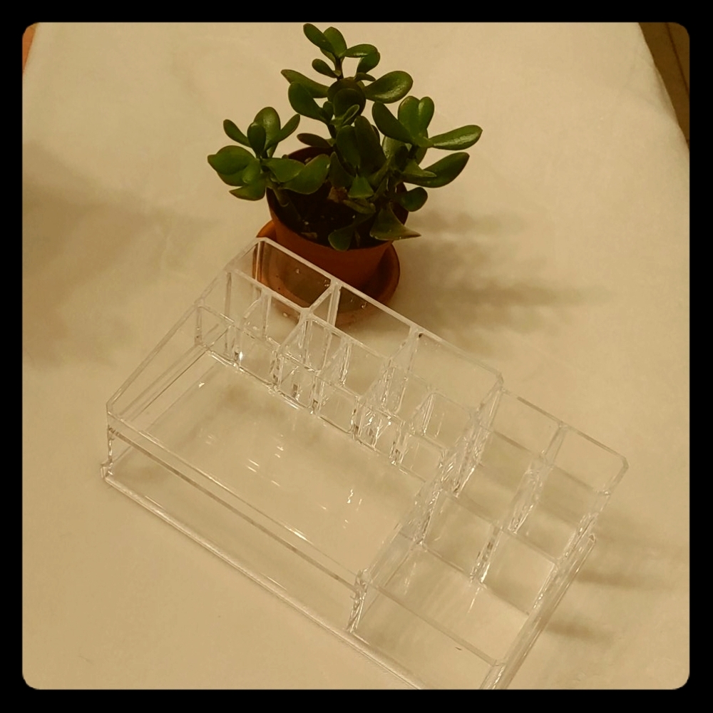 Final sale -  organizer for whatever you'd like🤍